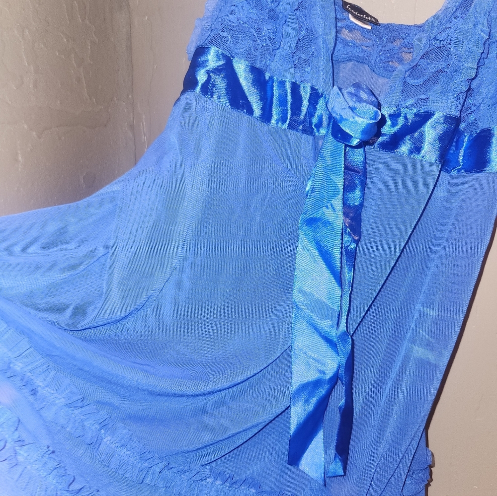 Frederick's Of Hollywood Vintage Blue Ruffled Babydoll Chemise